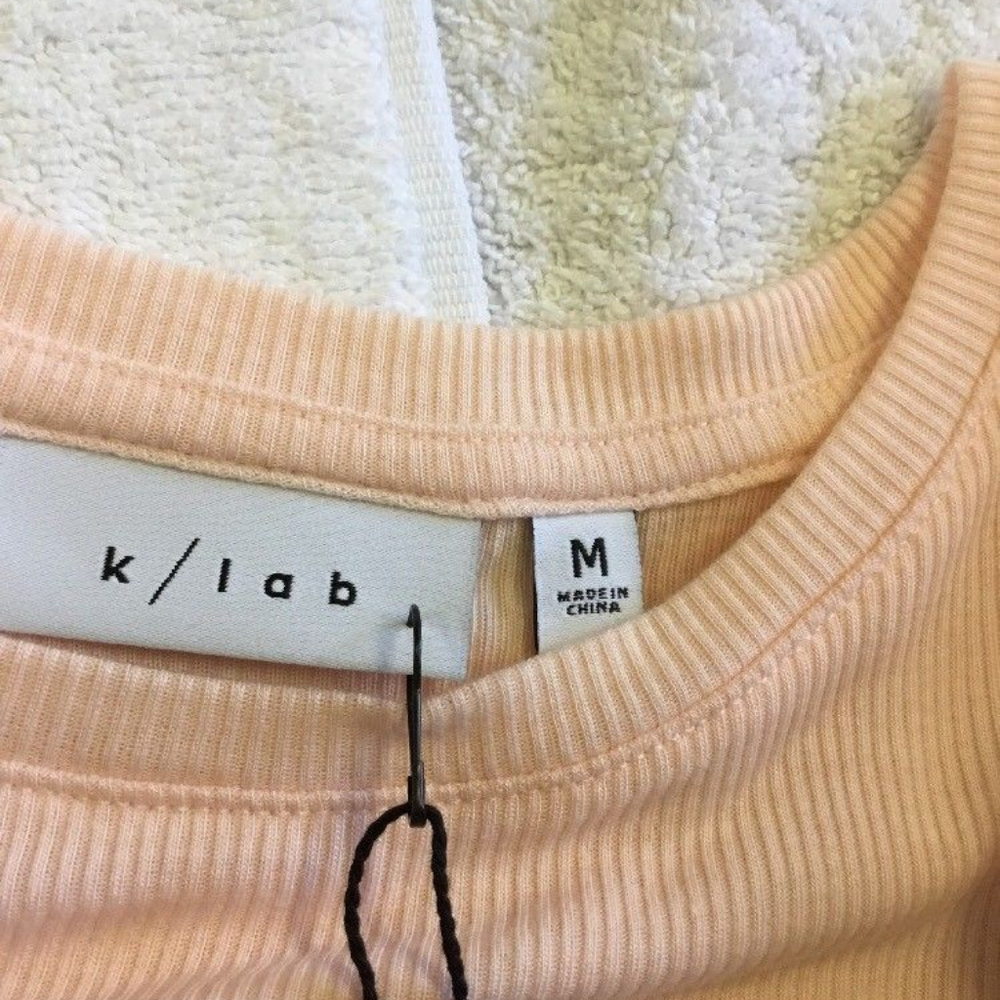 K/LAB RUFFLED TOP SIZE M NWT - Picture 5 of 5